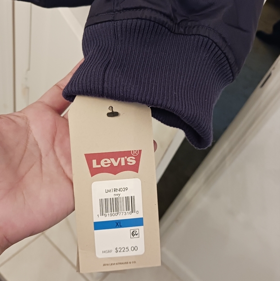 LEVI'S MEN'S FLIGHT NAVY JACKET🤪😍😍 - Picture 8 of 12